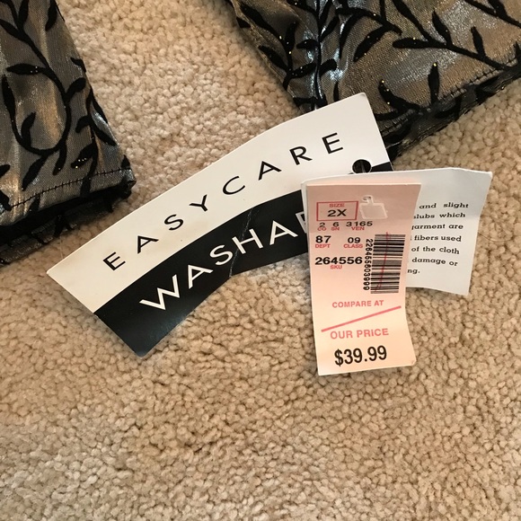 Dressbarn Elegant Blouse NEW Women Plus Size 2X Gold Lame Black Velvet Easy Care - Picture 12 of 12